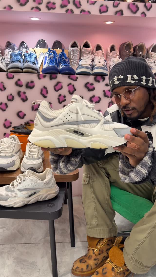 VNS Sneakers — Post 3