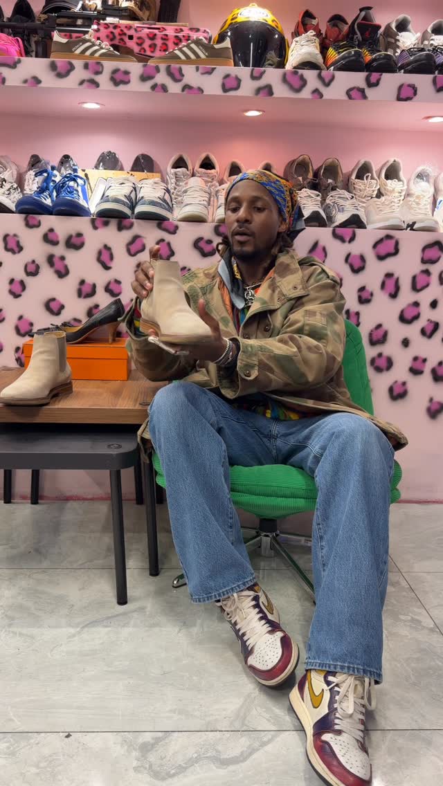 VNS Sneakers — Post 4